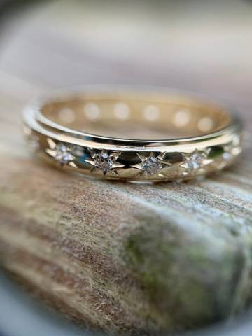 Caan Thomas Jewellery Designer Jewellery in Buckinghamshire