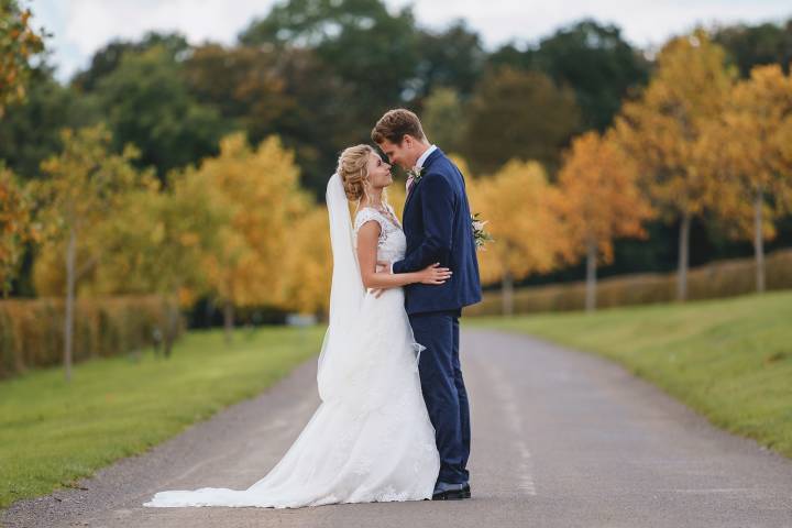The Great Barn, barn wedding venue Oxfordshire - romantic drive