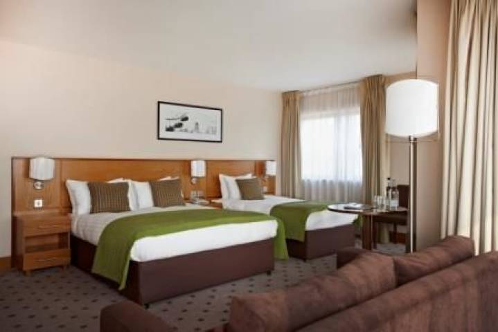 Crown Moran Hotel, Venues in London North