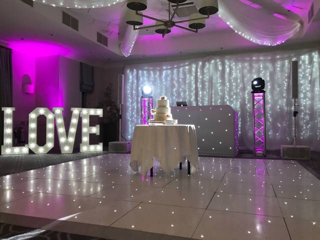 DJ2K Professional Wedding DJs Discos & DJ's in Surrey