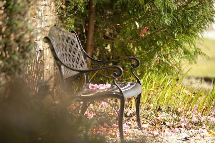 Moorhill House Hotel, Guest Accommodation in Hampshire