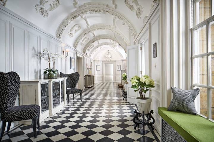Barnett Hill Hotel,Venues in Surrey