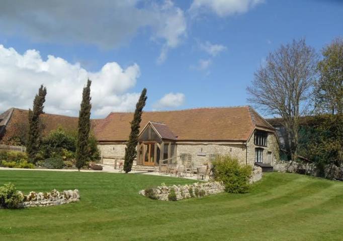 The Notley Tythe Barn, Venues in Buckinghamshire