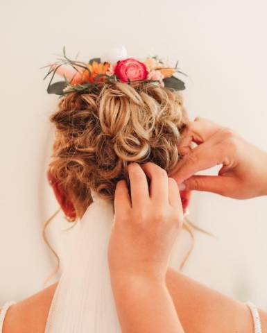 Chloe Lyford Hair Beauty, Hair & Make-up in Oxfordshire