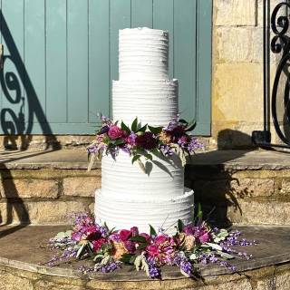 Kimmis Cakes Cakes and Sweet Treats in Wiltshire