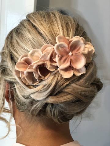 Suzanne Hale Wedding Hair Specialist,Beauty, Hair & Make-up in Gloucestershire