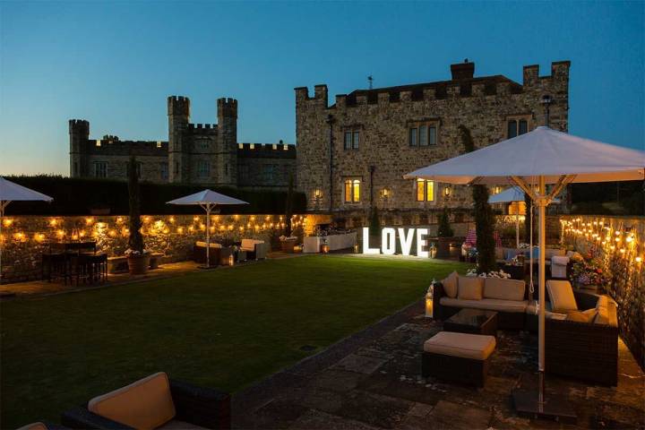 The Maiden's Tower at Night