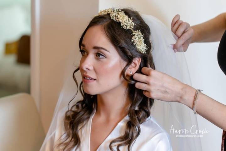 natural makeup and half up half down hairstyle