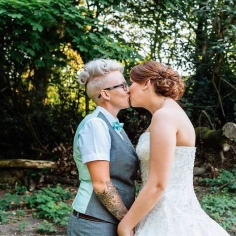 Daffodil Waves Photography Photographers in West Midlands