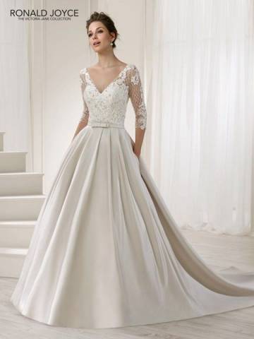 Emma Bride & Groom,Bridal Wear in Merseyside