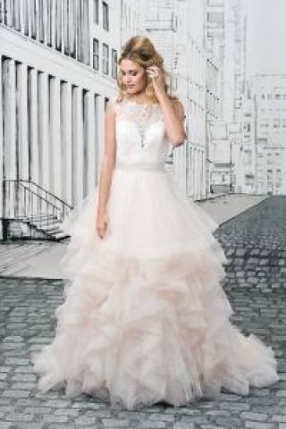 Bride 2 Be Boutique,Bridal Wear in Greater Manchester