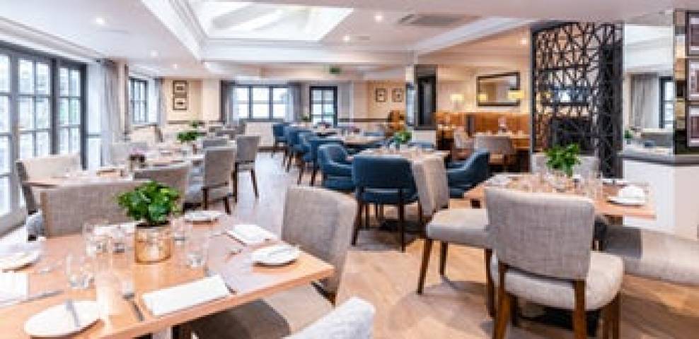 Villiers Hotel Wedding Venue Venues in Buckinghamshire