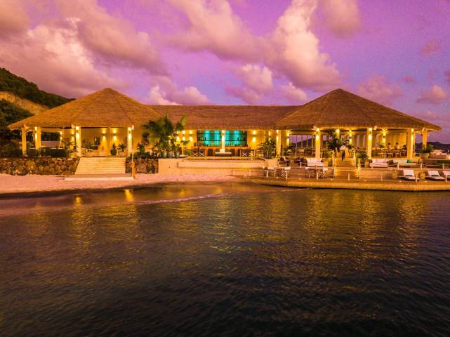 The Liming Weddings Abroad in Overseas