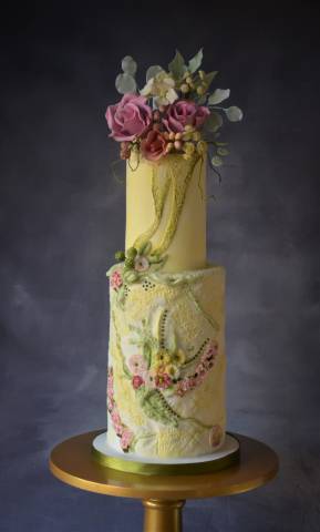 Lisa Adams Cakes Cakes and Sweet Treats in Buckinghamshire