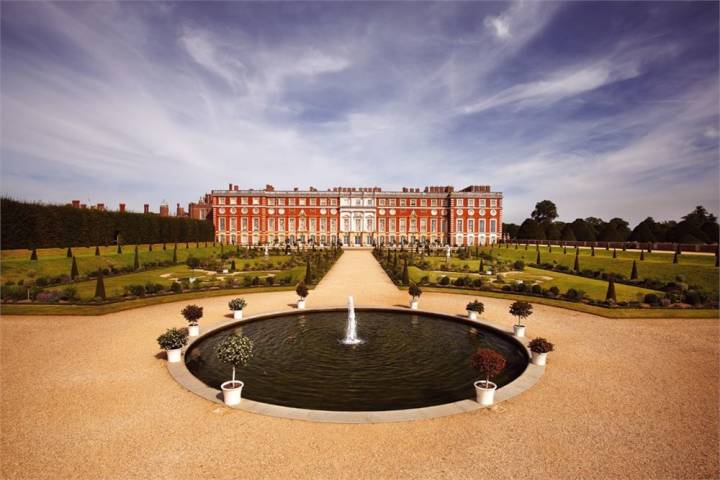 Hampton Court Palace & The Garden Room,Venues in Surrey