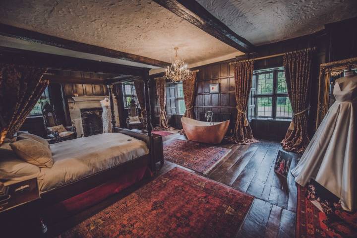 Talhenbont Hall,Venues in North Wales