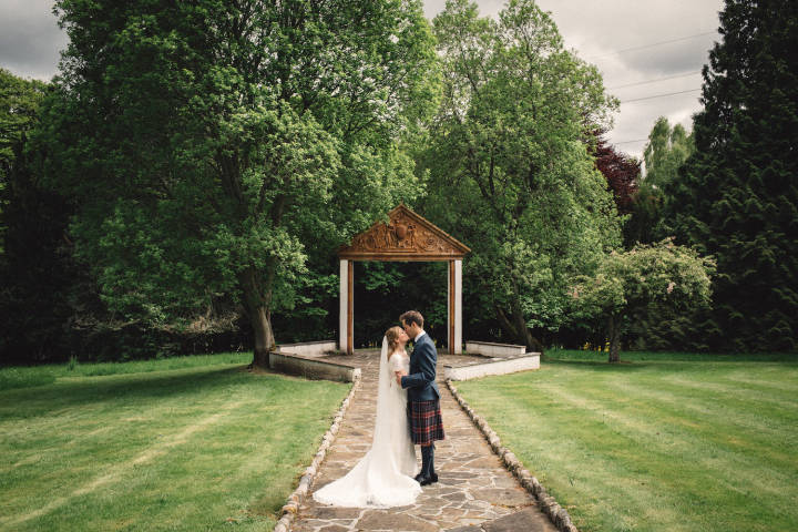 Getting Married at Achnagairn Castle, Scotlands Highland