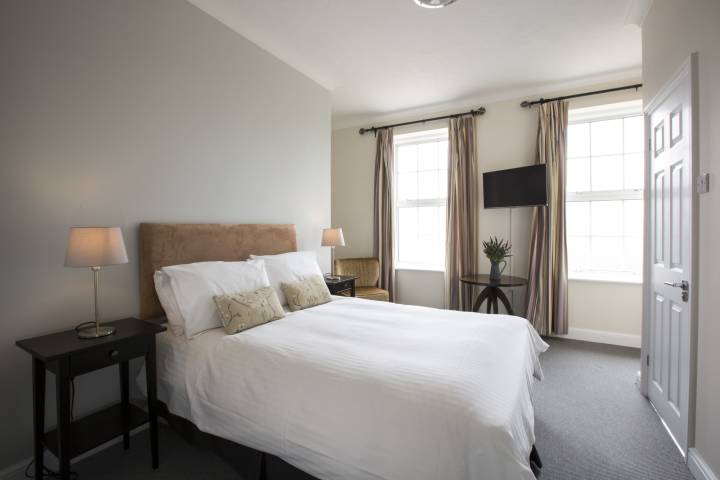 Asperion Hillside Hotel,Venues in Surrey