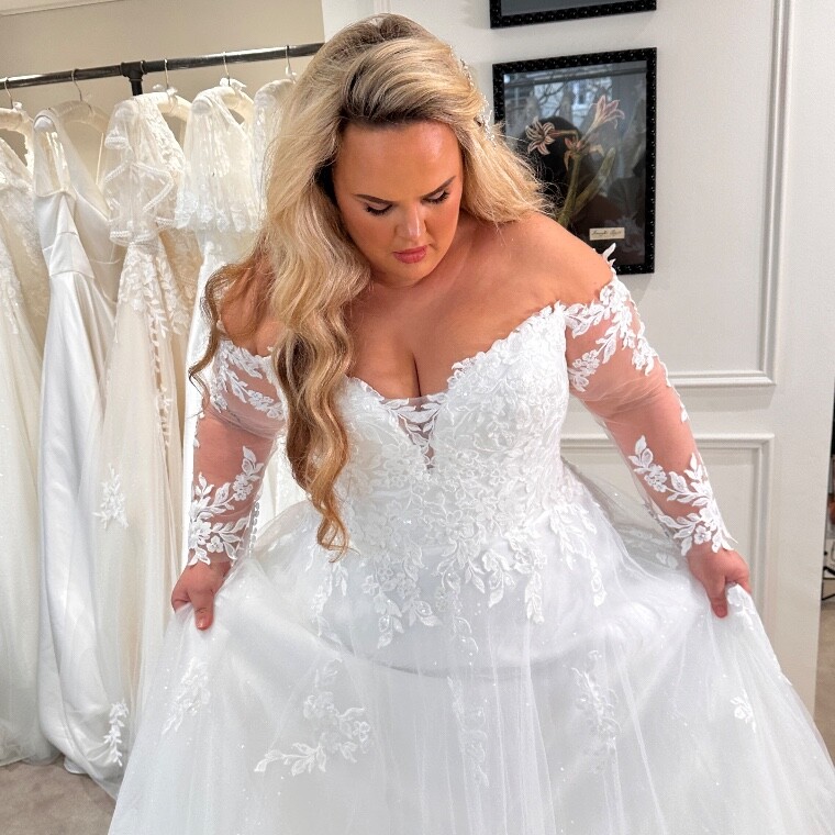 The Beest Plus size wedding dress shop uk 