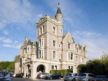 Mercure Aberdeen Ardoe House Hotel and Spa, Guest Accommodation in Aberdeenshire