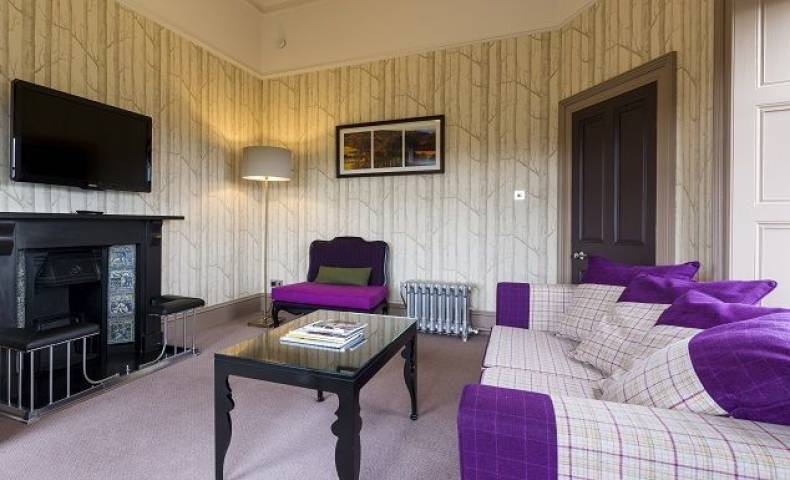 Turret Suite Lounge