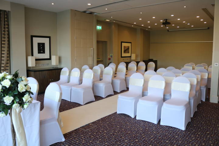 Caversham room Ceremony at the Crowne Plaza Reading