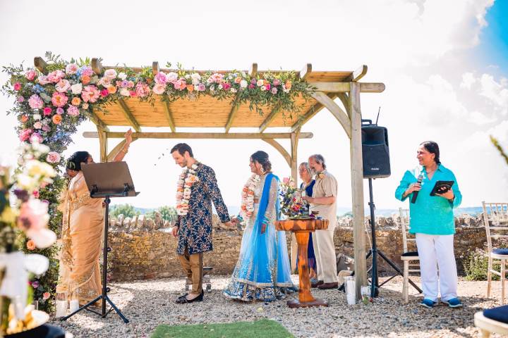 Sonal Dave Celebrants & Toastmasters in West London