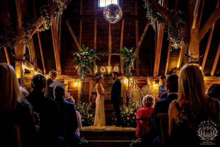 Simply Ceremonies UK Celebrants & Toastmasters in Kent