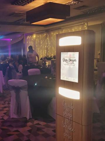Photo Booth Hire from Party Delights Photo Booth Entertainment in Hampshire