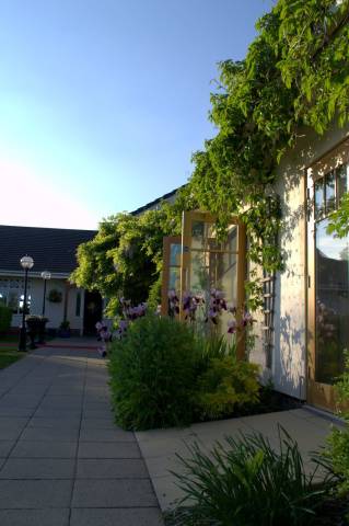 Holt Lodge Hotel, Venues in Wrexham