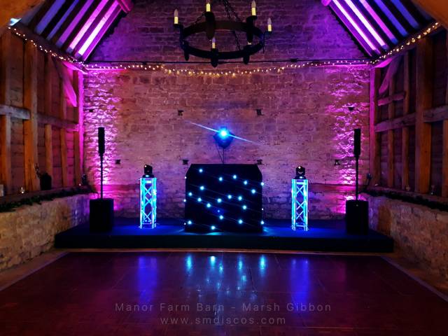 Manor Farm Barn Oxford wedding dj