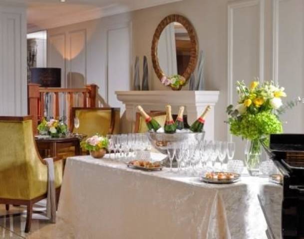 Malone Lodge Hotel and Apartments,Venues in County Antrim