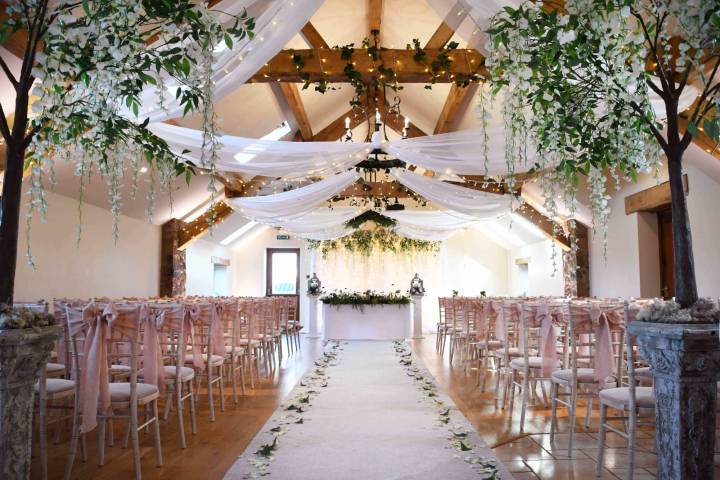 Beeston Manor,Venues in Lancashire