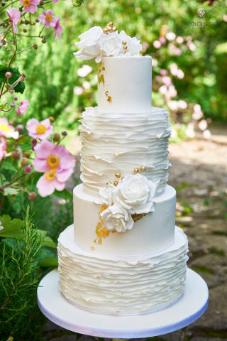 Dolce Lusso Cakes Cakes and Sweet Treats in Oxfordshire