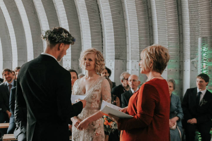 Liz Bagley Celebrant Celebrants & Toastmasters in Northamptonshire