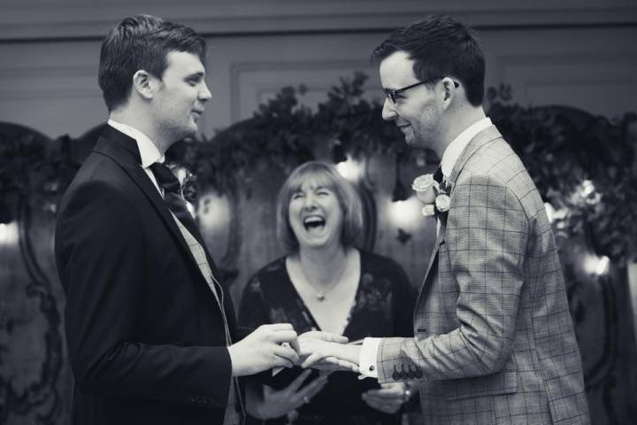 Simply Ceremonies UK Celebrants & Toastmasters in Kent