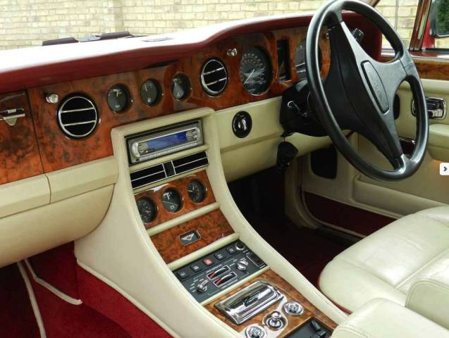 LadyR Wedding and Chauffeur Hire,Cars & Horse Drawn Carriages in Kent