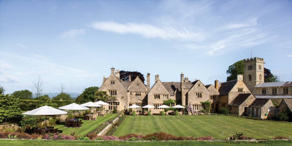 Buckland Manor's lawns and gardens
