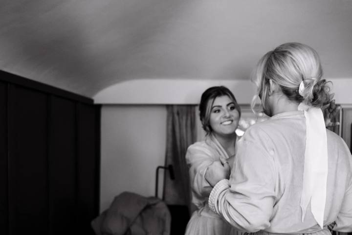 Chloe Lyford Hair Beauty, Hair & Make-up in Oxfordshire