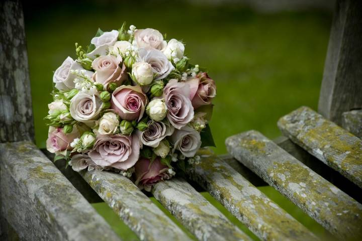 West Dorset Wedding Flowers www.westdorsetweddingflowers.co.uk