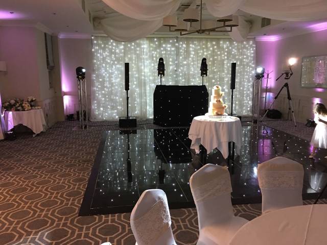 Innovents Entertainments & Services,Discos & DJ's in Berkshire