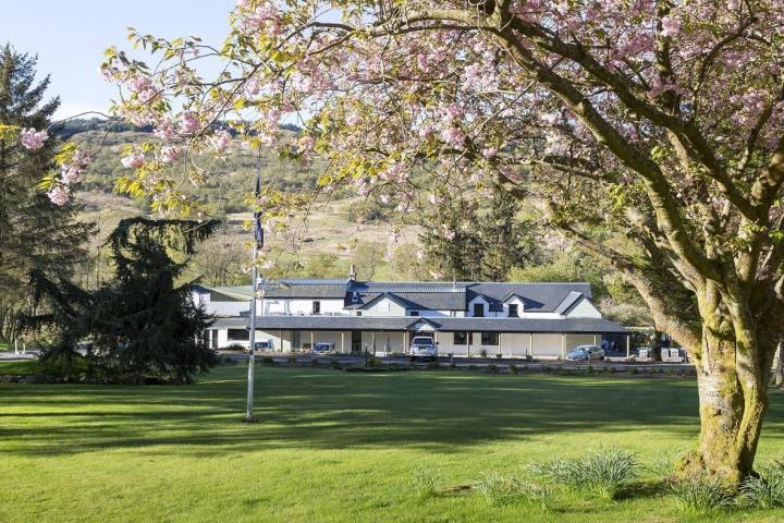 Brander Lodge Hotel,Venues in Central Scotland