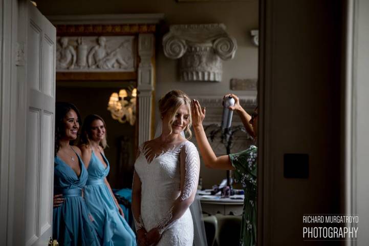 Tangled Hair Oxfordshire,Beauty, Hair & Make-up in Oxfordshire