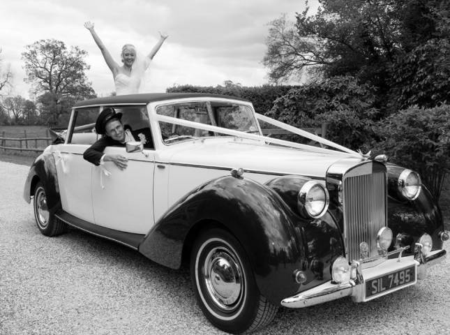 Something Borrowed Wedding Cars, Cars and Horse Drawn Carriages in Oxfordshire