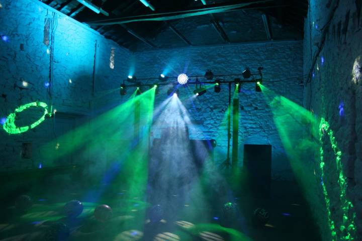 DJ T Mobile Disco Discos & DJ's in Cumbria
