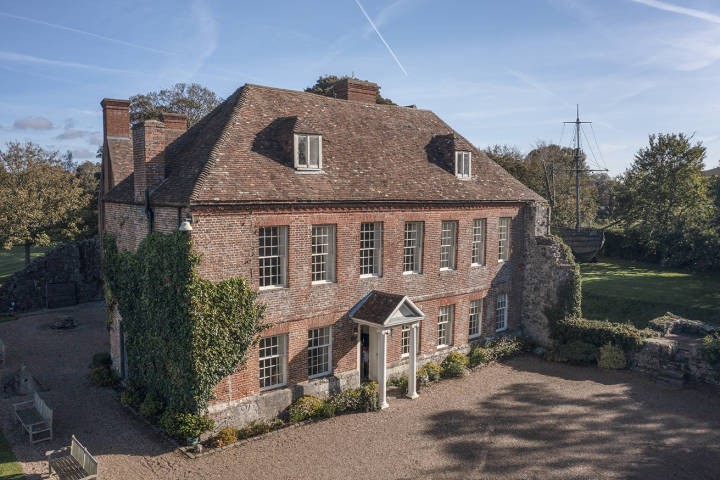 The Manor House