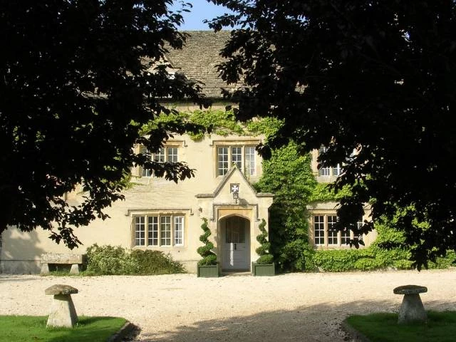 Silver Pear Weddings Ltd, Venues in Oxfordshire