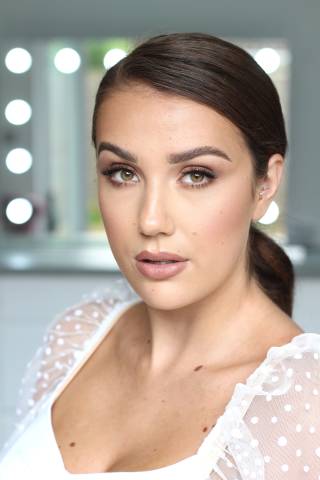 Laura Carroll Makeup Artistry Beauty, Hair & Make-up in Buckinghamshire