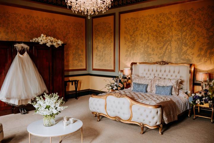 Rise Hall | Yorkshire Wedding Venue | Countryside Wedding Venue | Bridal Suite