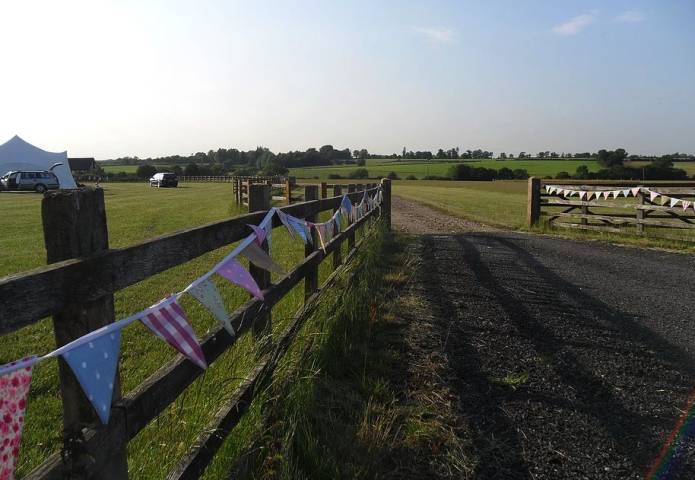 Meadow Spires Farm,Venues in Northamptonshire